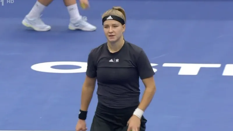 Krejčíková a Muchová prošly v Ostravě do 2. kola