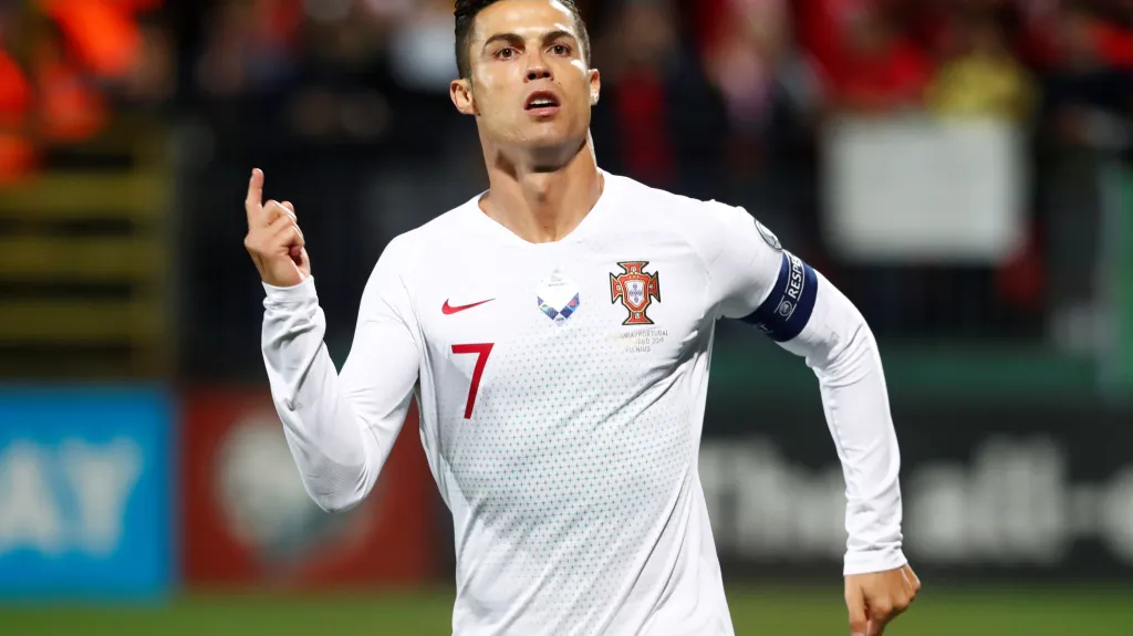 Slavící Portugalec Cristiano Ronaldo