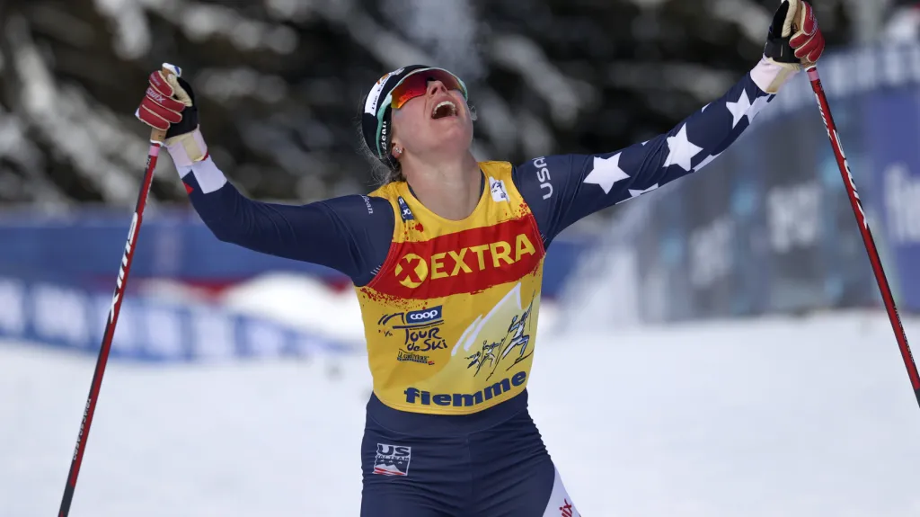 Jessie Digginsová v cíli Tour de Ski