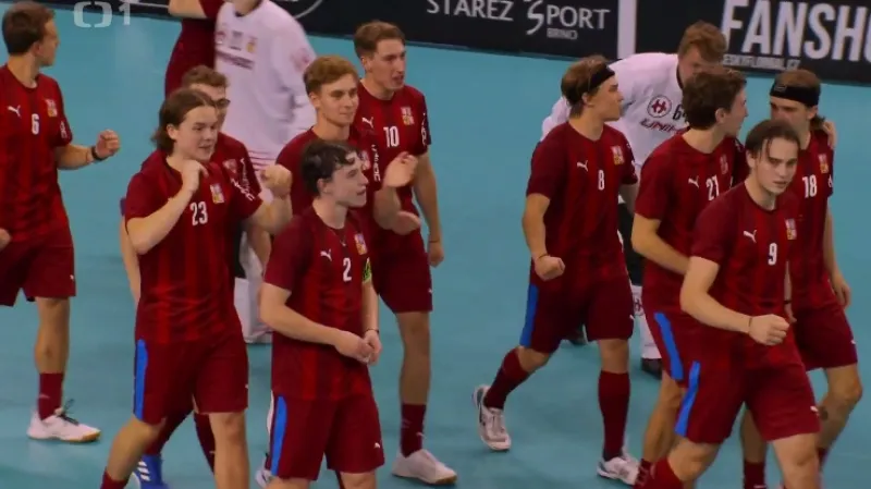 Florbaloví junioři zdolali Švédsko a budou na MS v Brně hrát o zlato