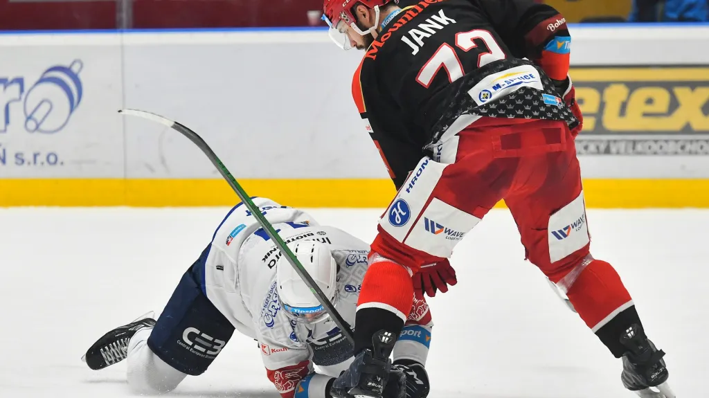 Duel Hradce s Plzní