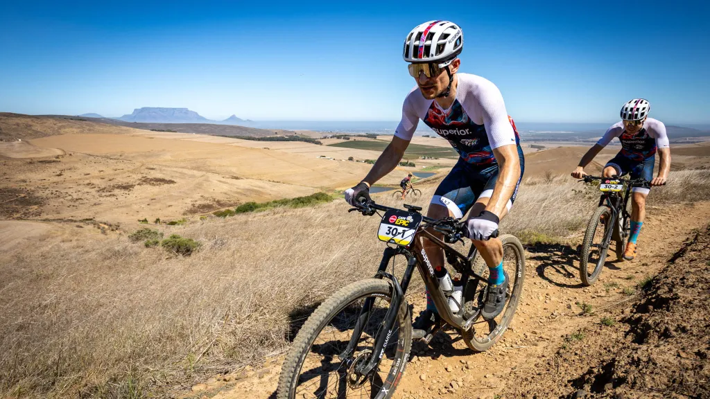 Filip Adel a Vojtěch Neradil na Cape Epic