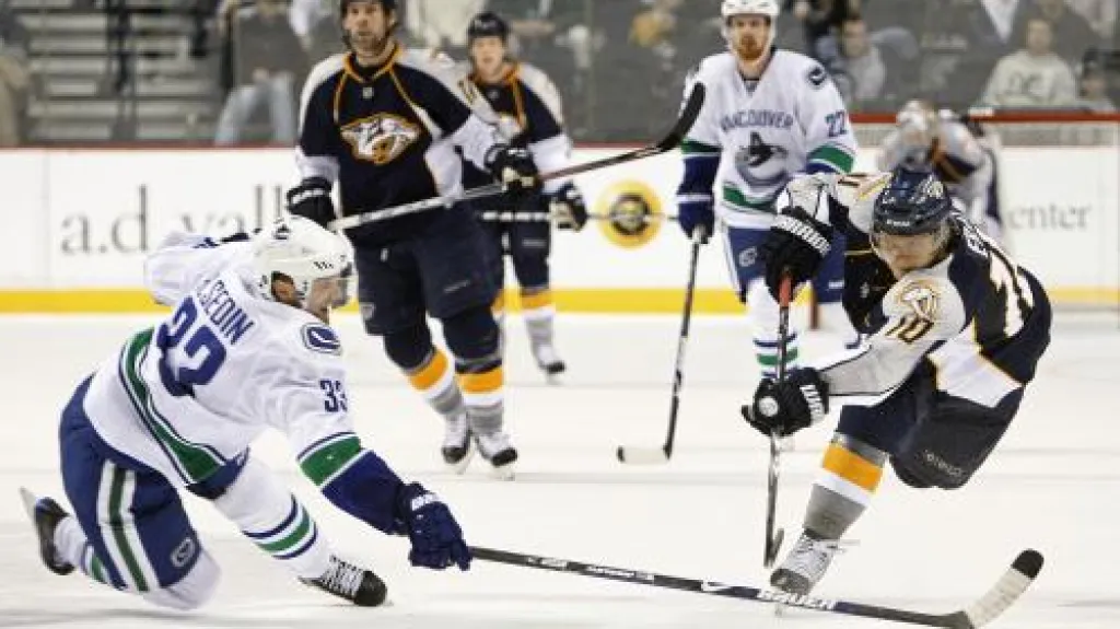 Martin Erat skóruje