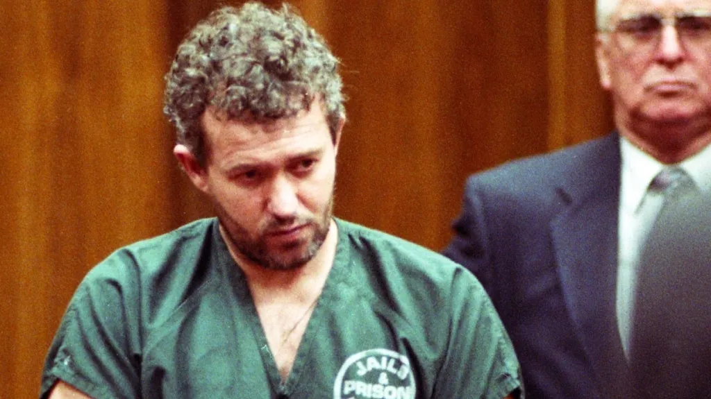 Barry Bennell u amerického soudu v roce 1995