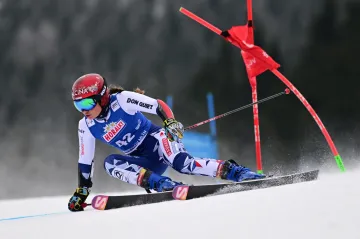 Jelínková po zranění bojuje o návrat formy, sžívá se s novým materiálem