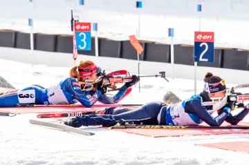 Ženská štafeta na MS v biatlonu