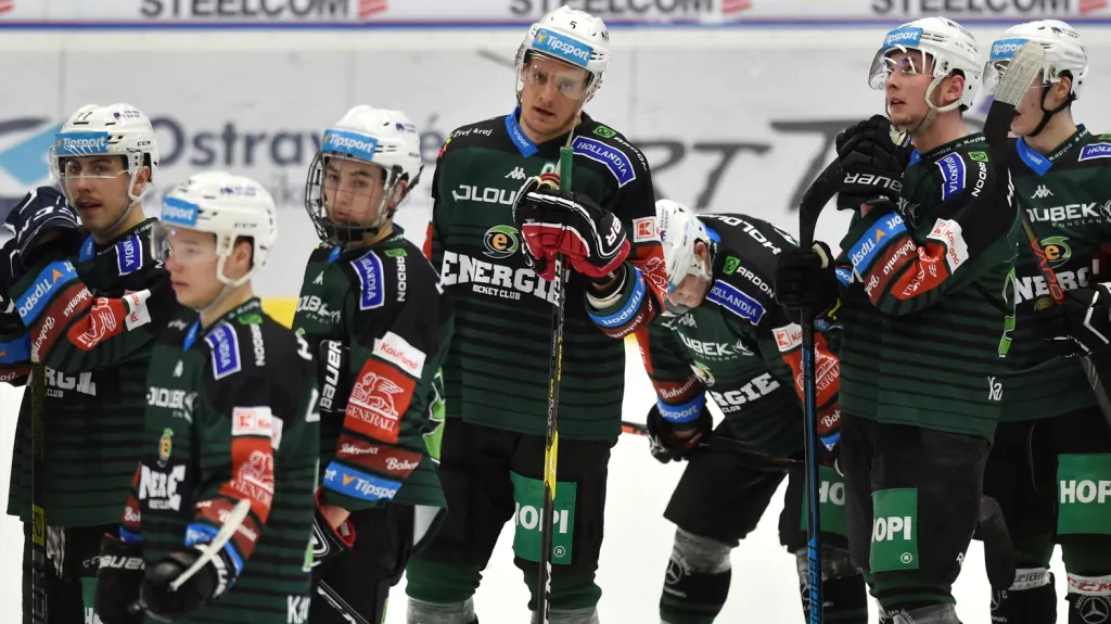 Omlazená sestava Karlových Varů s juniory v Ostravě