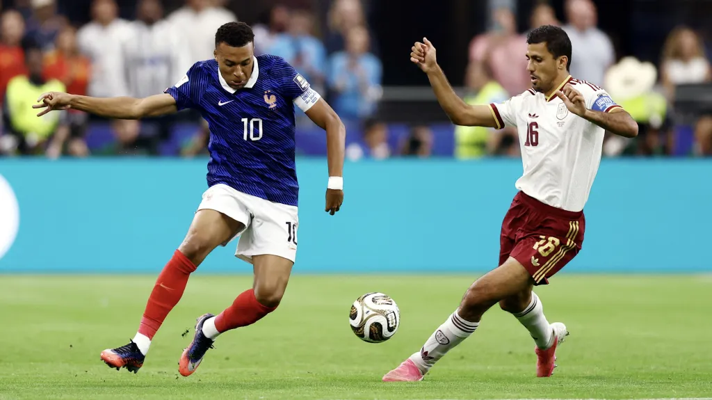 Kylian Mbappé a Rodri