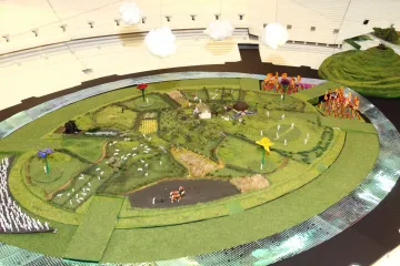 Model pódia na zahajovacím ceremoniálu olympiády