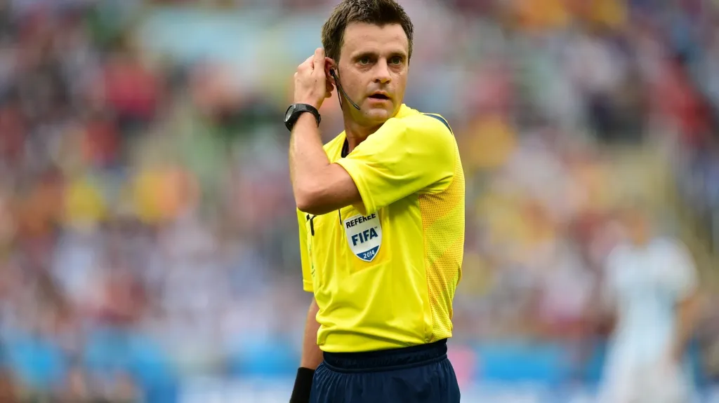 Rozhodčí Nicola Rizzoli
