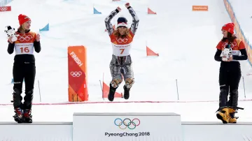 Ester Ledecká na stupních vítězů