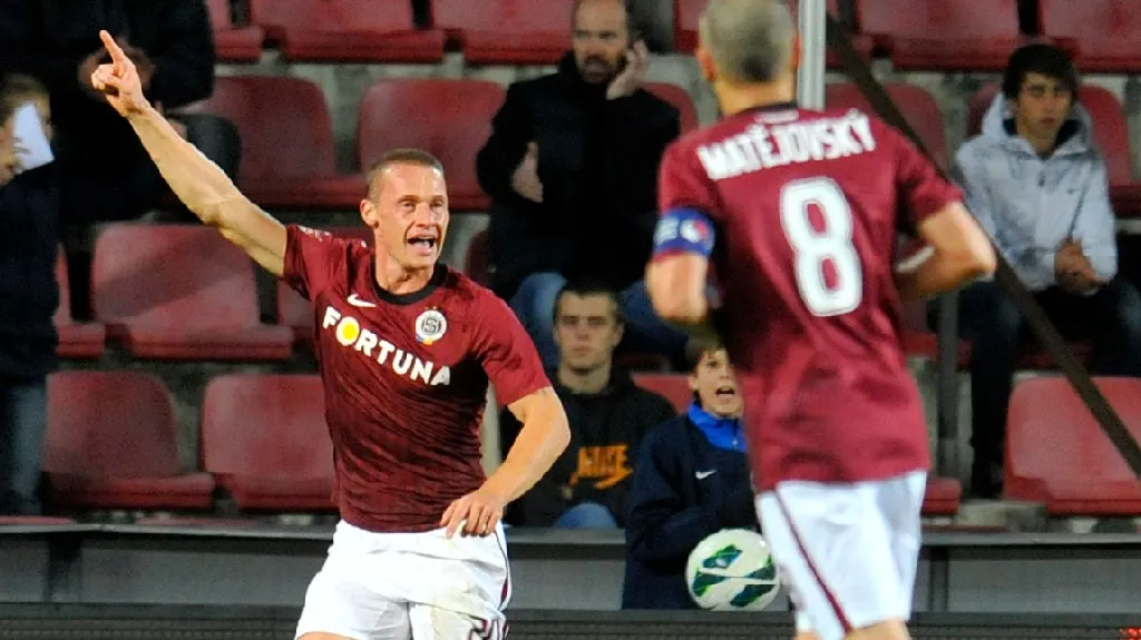 Tomáš Zápotočný se raduje z gólu Sparty