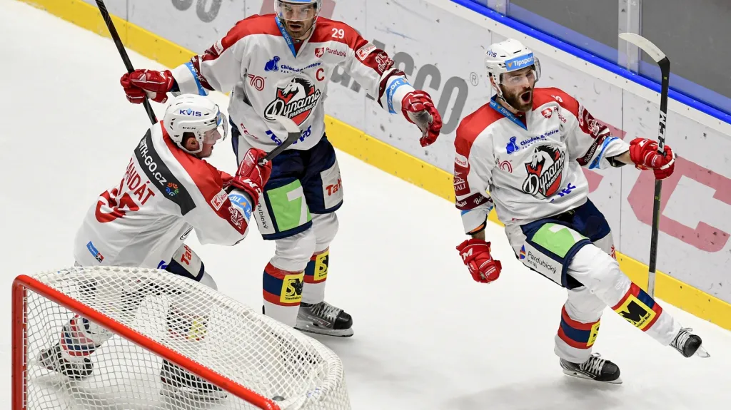 Robert Kousal se raduje z branky