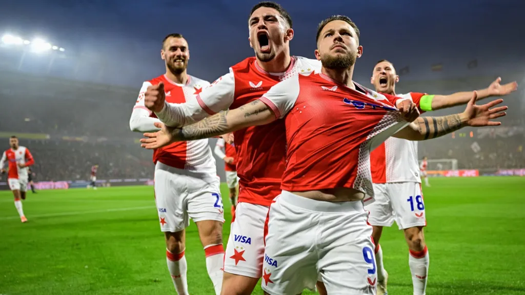 Vasil Kušej se raduje z gólu proti Spartě