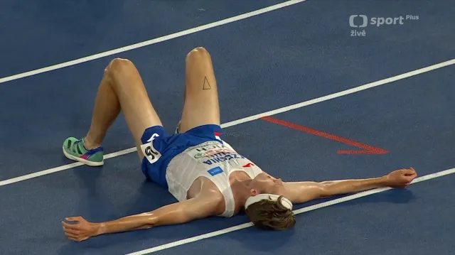 Finále běhu 3000 metrů s překážkami s Habartou a Víchem