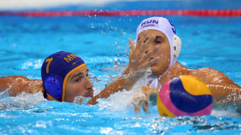 Černohorec Janovič v souboji s Vamosem z Maďarska