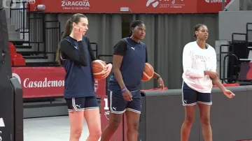 Basketbalistky USK Praha budou v Zaragoze odvracet vyřazení z Euroligy