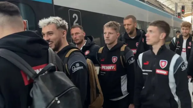 Reprezentace se přesunula do Karviné vlakem