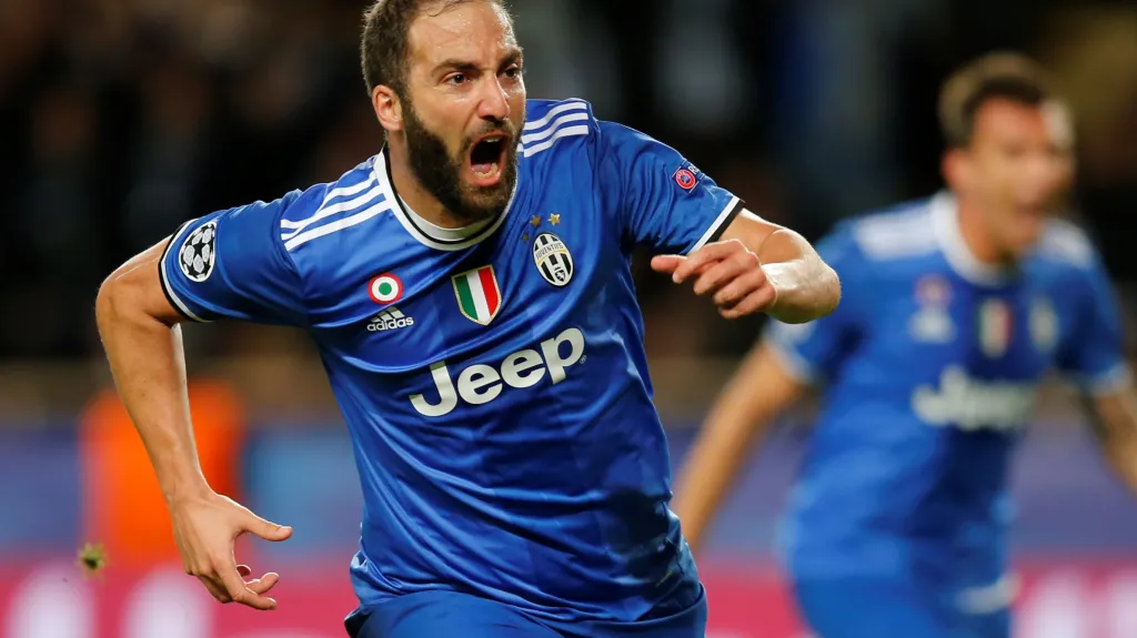 Gonzalo Higuaín otevřel skóre zápasu na půdě Monaka