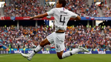 Gól v utkání Uruguay - Francie: Varane - 0:1 (40. min.)