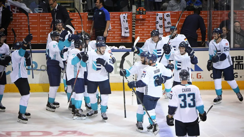 Radost hokejistů Výběru Evropy