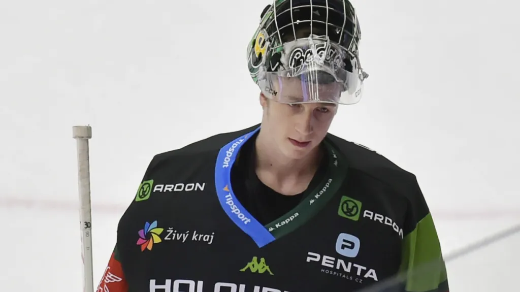 Karlovarský gólman Jan Bednář