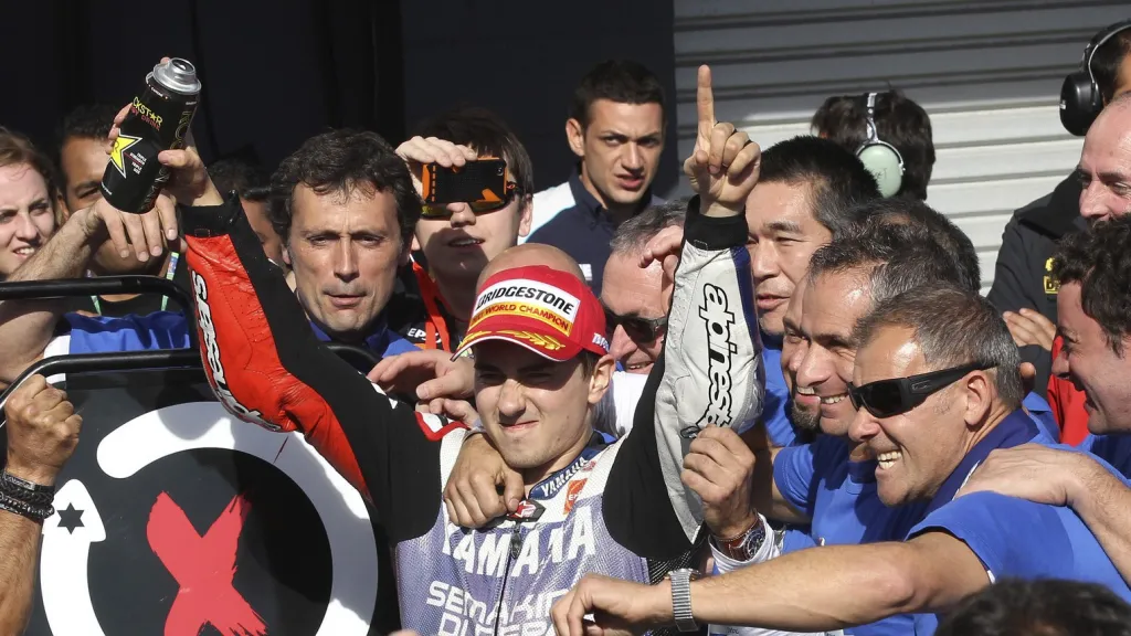 Slavící Jorge Lorenzo