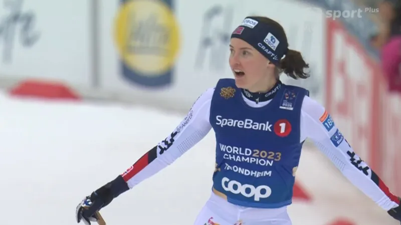 Poslední metry běžecké části závodu sdruženářek