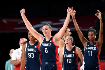 Radost basketbalistek Francie