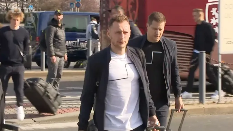 Čeští fotbalisté odletěli do Kišinvěva