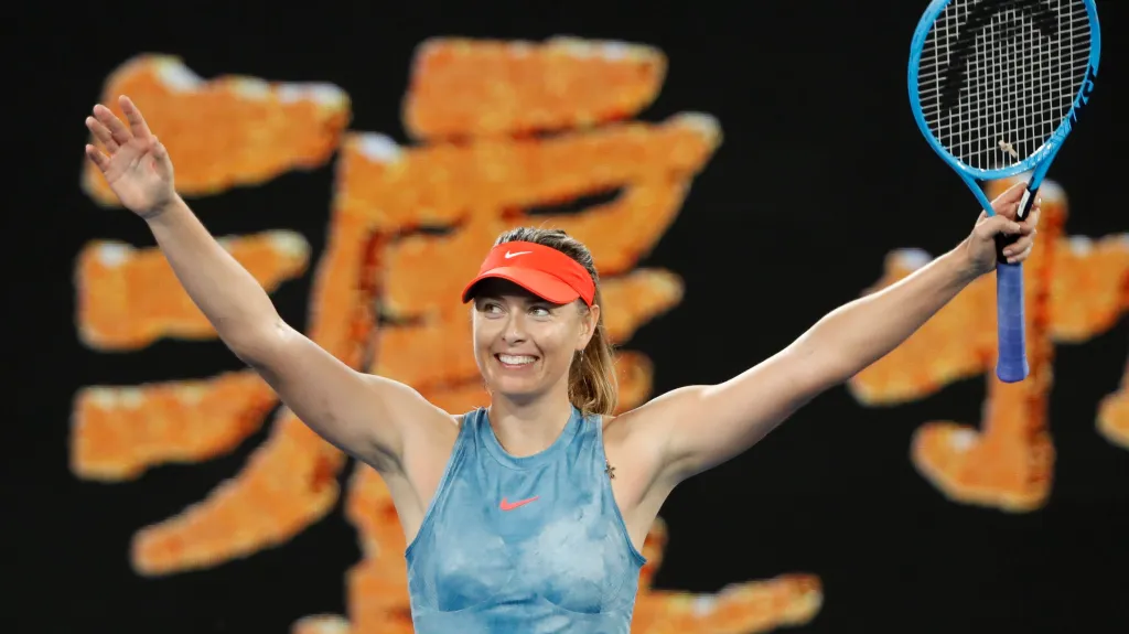 Maria Šarapovová se raduje z vítězství