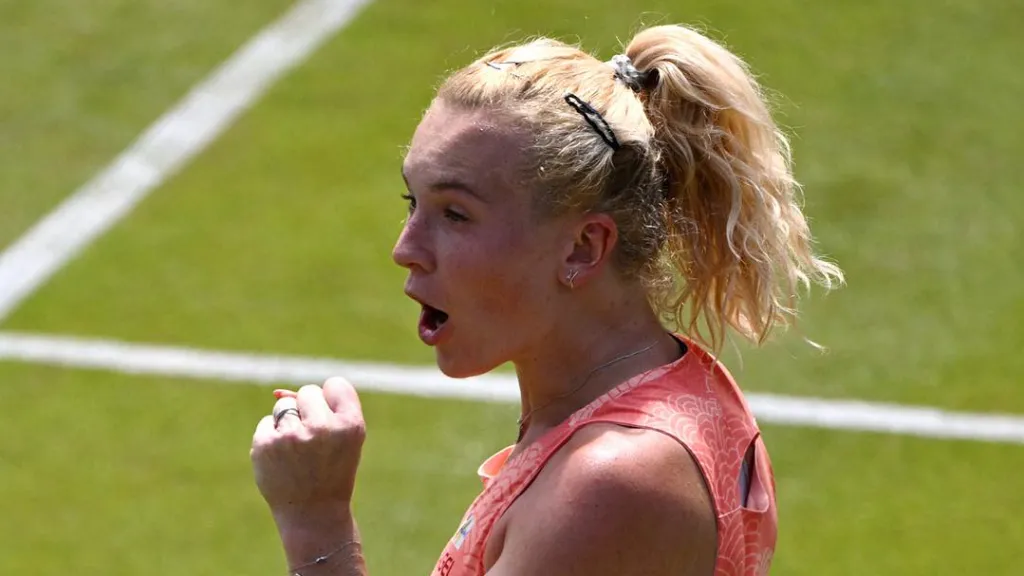 Kateřina Siniaková po vítězném duelu s Viktoriji Tomovovou 