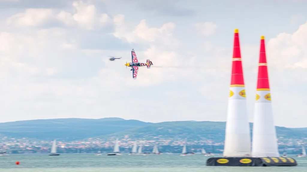 Martin Šonka v závodech Red Bull Air Race