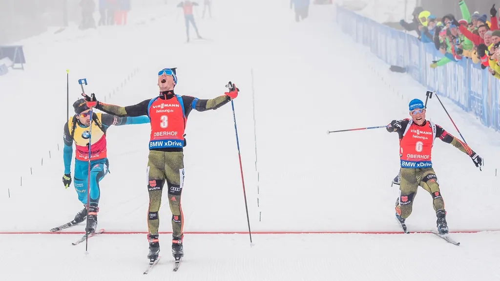 Simon Schempp a Erik Lesser předčili Martina Fourcada