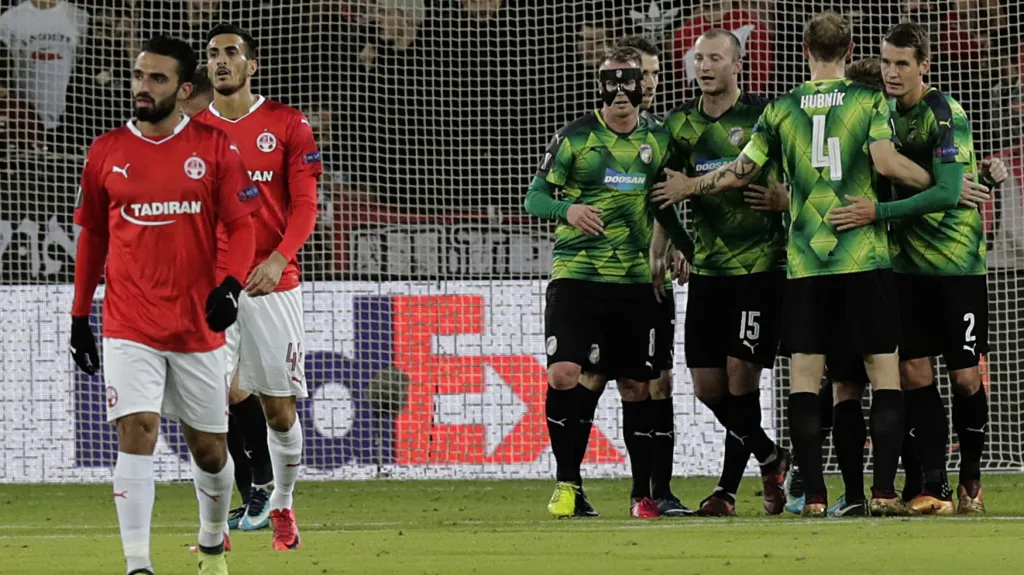 Radost fotbalistů Plzně v Beerševě