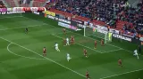 Šance v utkání ČR - Lotyšsko: Gorkšsova hlavička (3. min.)