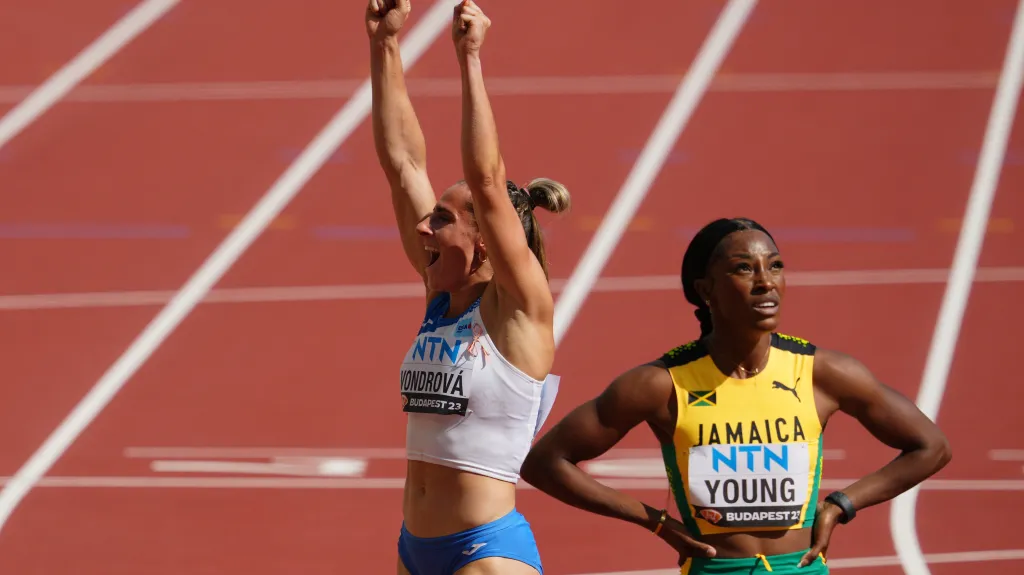 Oslavující Lada Vondrová