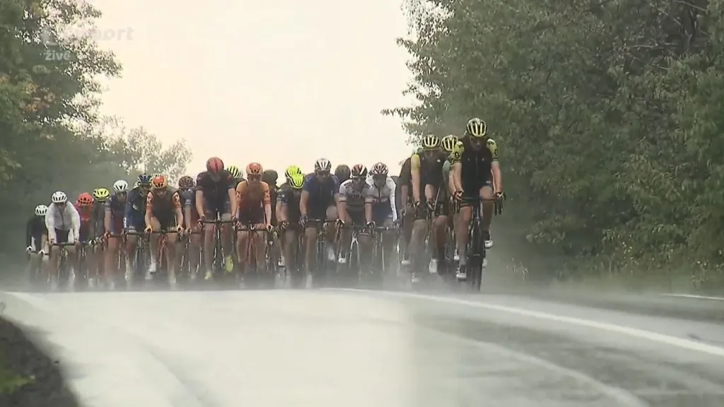 V čele Czech Cycling Tour je po dvou etapách Impey