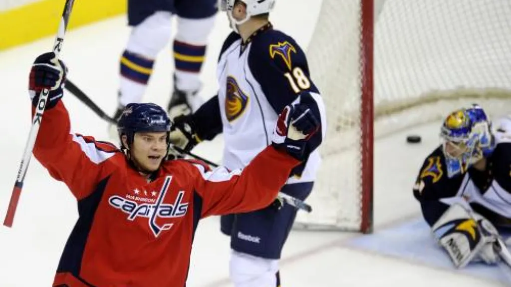 Gól Matta Bradleyho v zápase Washington - Atlanta