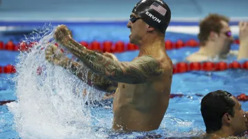 Radost Anthonyho Erwina, vítěze na 50 m volný způsob