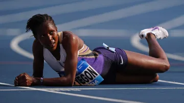 Kipyegonová se přiblížila pod sekundu ke světovému rekordu na 3000 metrů