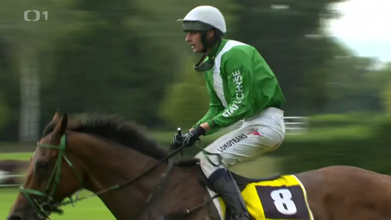 Závěrečnou kvalifikaci na Velkou pardubickou vyhrál Sottovento