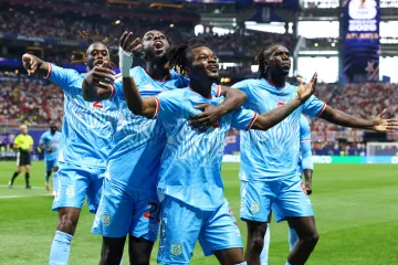 Brian Cipenga slaví gól proti Anglii