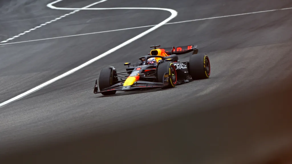 Max Verstappen vyhrál sprint v Číně