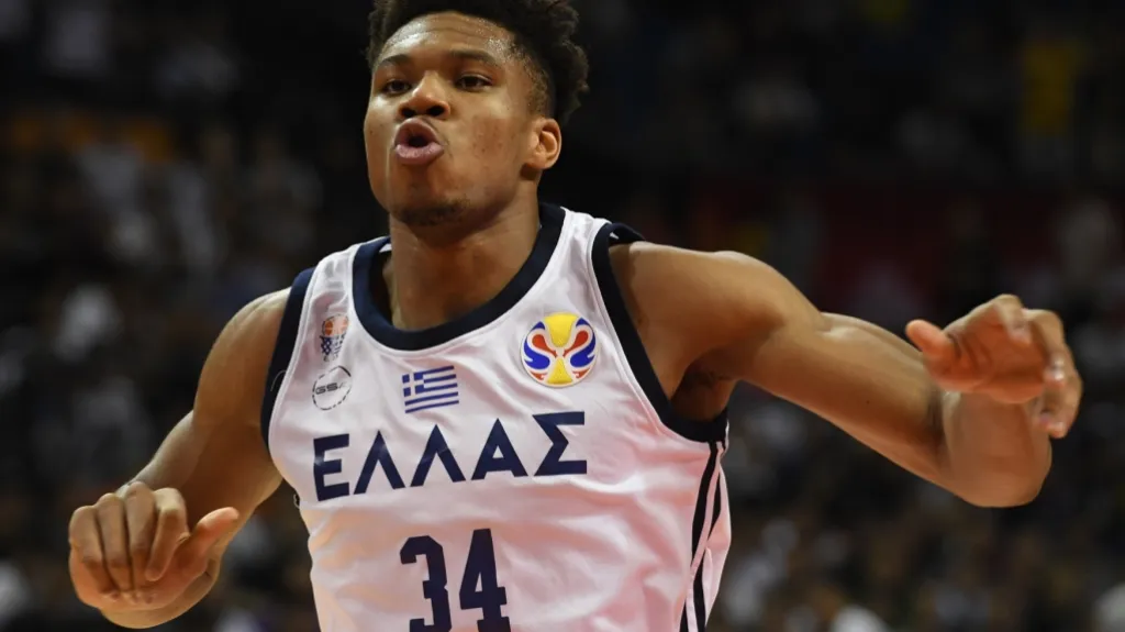 Řecká hvězda Janis Antetokounmpo