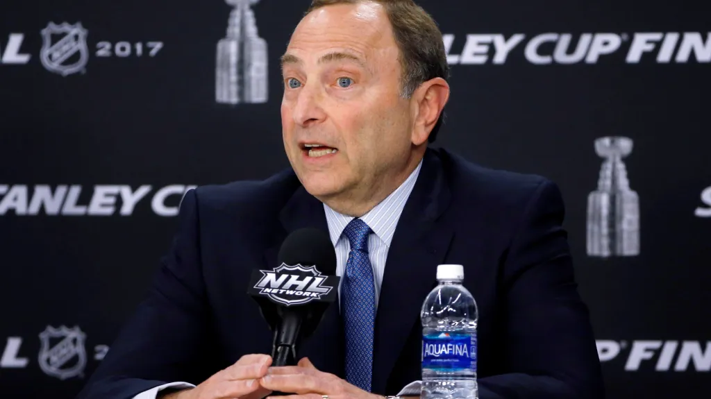 Komisionář NHL Gary Bettman
