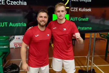 Adam Mendrek s Ondřejem Králem slaví vítězství