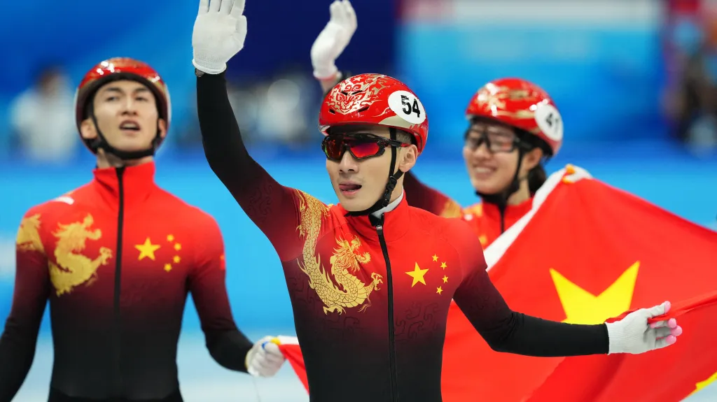 Smíšená sestava čínských rychlobruslařů