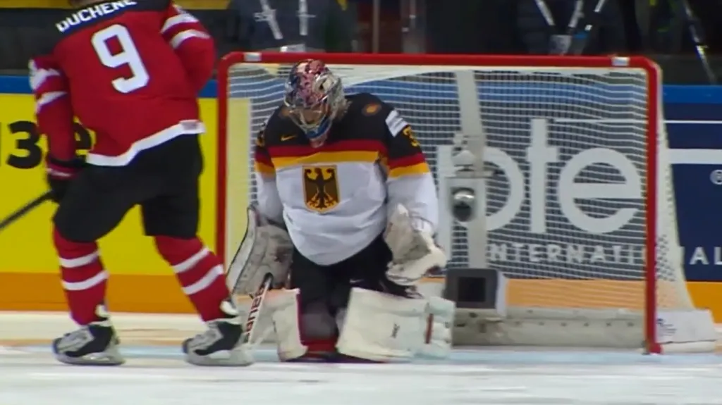 Gól v utkání Kanada - Německo: Duchene - 10:0 (43. min.)