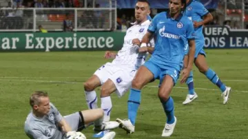 Auxerre - Zenit Petrohrad